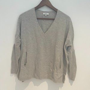 Aritzia Babaton Beige Sweater V-neck Front Pockets Wool Linen Blend Size XXS/XS